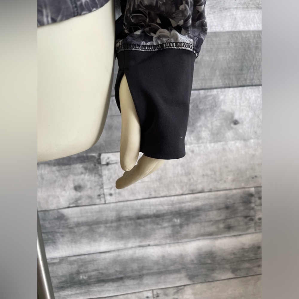 Lululemon Bring Back The Track Jacket Flowabunga Black Angel Wing W4D99S floral - Picture 11 of 15